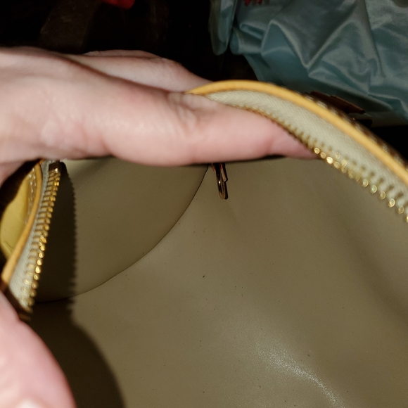 Louis Vuitton Vernis monogram Yellow Brown Bedford Bag with $30 COA - Picture 12 of 15